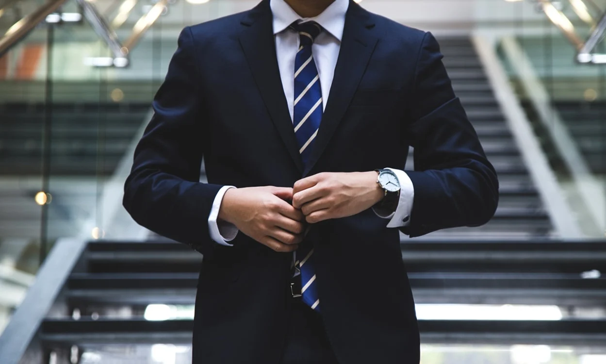 Businessman wearing a suit
